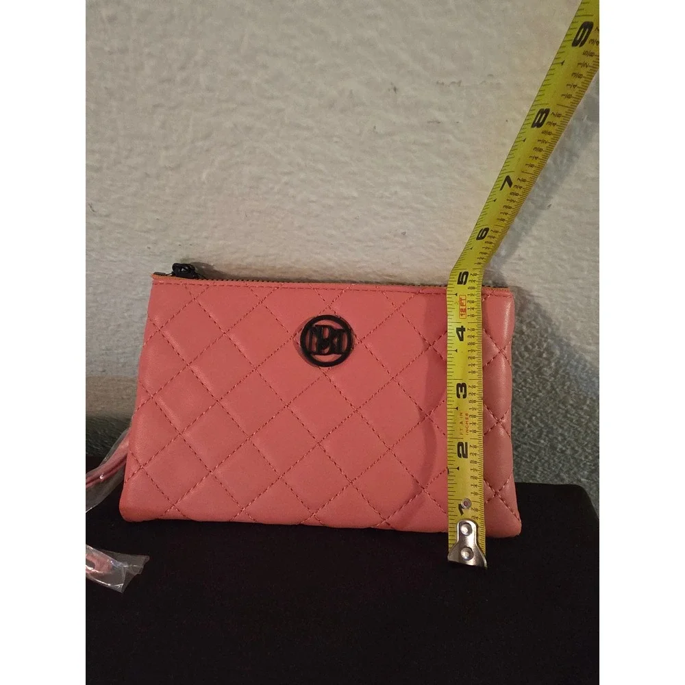 Badgley Mischka Diamond Quilting Clutch Coral Pink Wristlet Bag BM-4102-B NEW